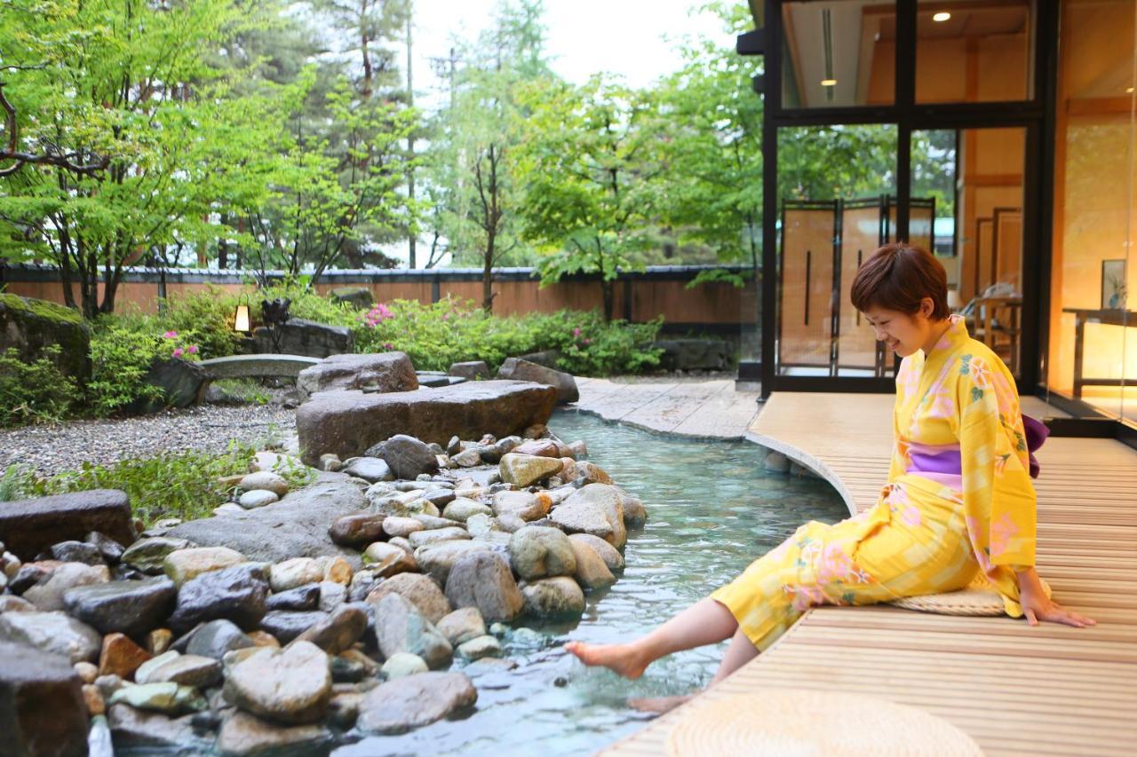 ホテル 景水 長野市 エクステリア 写真